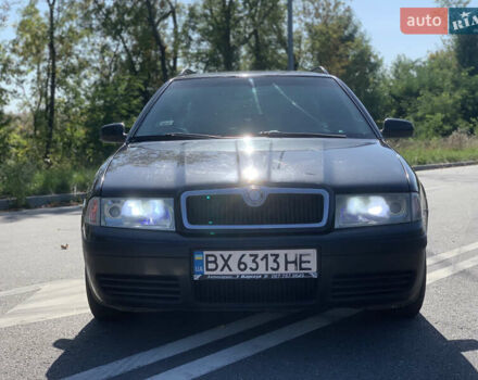 Черный Шкода Октавия, объемом двигателя 1.6 л и пробегом 250 тыс. км за 4999 $, фото 1 на Automoto.ua