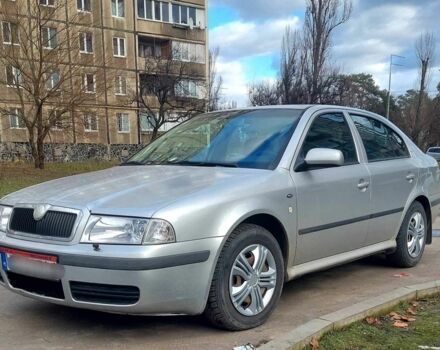 Черный Шкода Октавия, объемом двигателя 1.9 л и пробегом 235 тыс. км за 2350 $, фото 1 на Automoto.ua