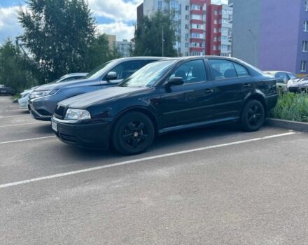 Черный Шкода Октавия, объемом двигателя 1.8 л и пробегом 300 тыс. км за 3399 $, фото 1 на Automoto.ua