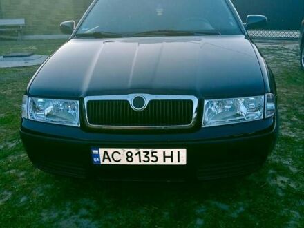 Черный Шкода Октавия, объемом двигателя 1.6 л и пробегом 220 тыс. км за 4600 $, фото 1 на Automoto.ua