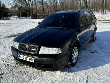 Черный Шкода Октавия, объемом двигателя 1.78 л и пробегом 304 тыс. км за 5800 $, фото 1 на Automoto.ua