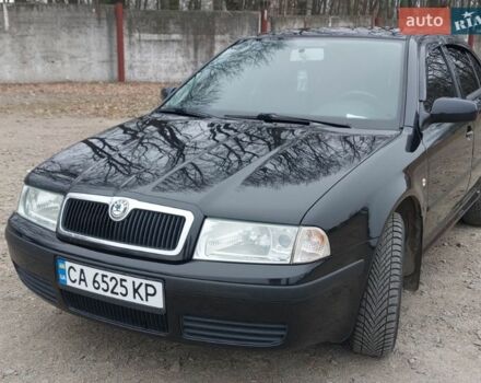 Черный Шкода Октавия, объемом двигателя 1.6 л и пробегом 194 тыс. км за 5900 $, фото 1 на Automoto.ua