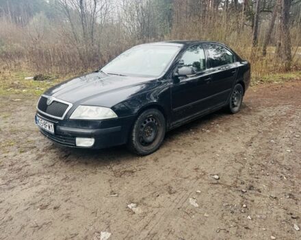 Черный Шкода Октавия, объемом двигателя 2 л и пробегом 426 тыс. км за 2400 $, фото 1 на Automoto.ua