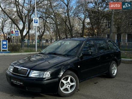 Черный Шкода Октавия, объемом двигателя 1.6 л и пробегом 274 тыс. км за 4699 $, фото 1 на Automoto.ua