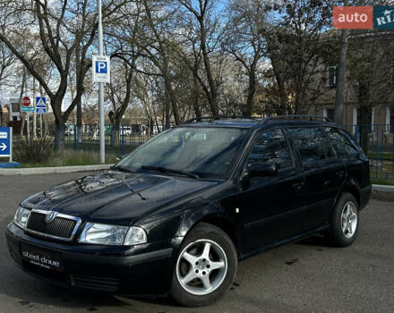 Чорний Шкода Октавія, об'ємом двигуна 1.6 л та пробігом 274 тис. км за 4699 $, фото 1 на Automoto.ua