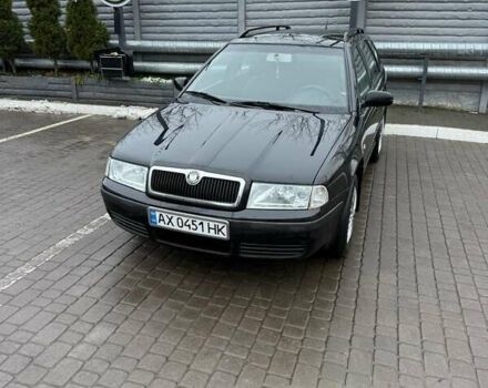 Черный Шкода Октавия, объемом двигателя 1.6 л и пробегом 261 тыс. км за 5700 $, фото 1 на Automoto.ua