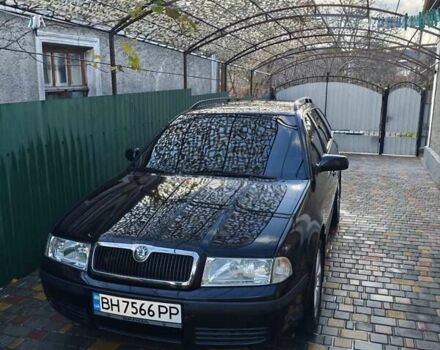 Черный Шкода Октавия, объемом двигателя 1.6 л и пробегом 158 тыс. км за 5200 $, фото 1 на Automoto.ua