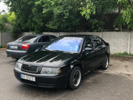 Черный Шкода Октавия, объемом двигателя 1.8 л и пробегом 440 тыс. км за 4800 $, фото 1 на Automoto.ua