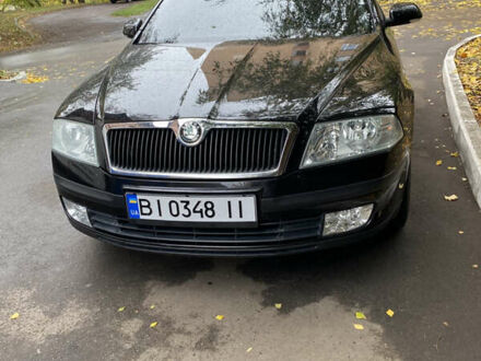 Черный Шкода Октавия, объемом двигателя 1.6 л и пробегом 211 тыс. км за 6999 $, фото 1 на Automoto.ua