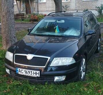 Шкода Октавия 2005 в Нововолынск на Automoto.ua Черный Шкода Октавия, объемом двигателя 2 л и пробегом 259 тыс. км за 6400 $, фото 1 на Automoto.ua
