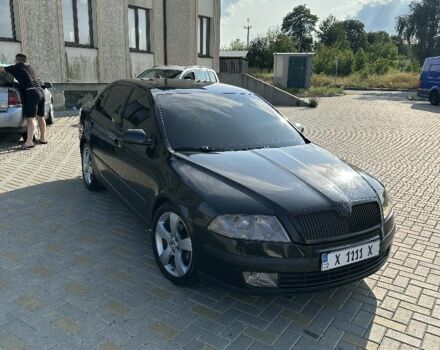 Черный Шкода Октавия, объемом двигателя 2 л и пробегом 256 тыс. км за 6300 $, фото 1 на Automoto.ua