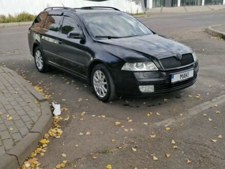 Черный Шкода Октавия, объемом двигателя 2 л и пробегом 300 тыс. км за 5500 $, фото 1 на Automoto.ua
