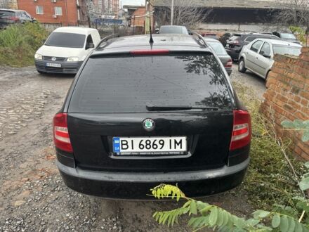 Черный Шкода Октавия, объемом двигателя 1.6 л и пробегом 300 тыс. км за 3500 $, фото 1 на Automoto.ua