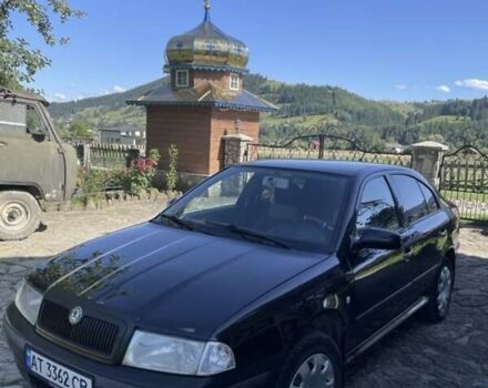 Черный Шкода Октавия, объемом двигателя 1.6 л и пробегом 252 тыс. км за 3300 $, фото 1 на Automoto.ua