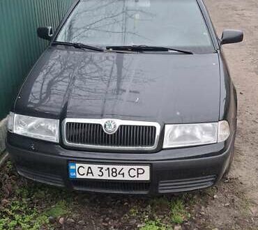 Черный Шкода Октавия, объемом двигателя 1.6 л и пробегом 292 тыс. км за 4500 $, фото 1 на Automoto.ua