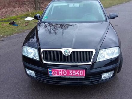 Чорний Шкода Октавія, об'ємом двигуна 1.6 л та пробігом 197 тис. км за 5899 $, фото 1 на Automoto.ua