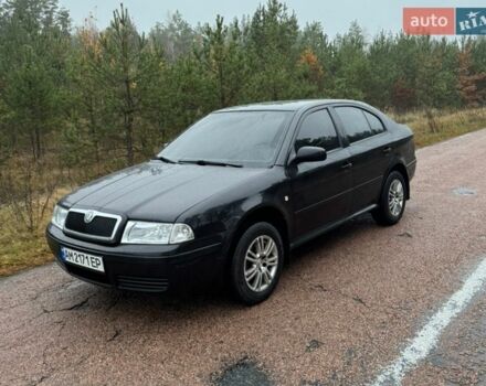 Черный Шкода Октавия, объемом двигателя 1.6 л и пробегом 251 тыс. км за 5500 $, фото 1 на Automoto.ua