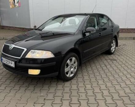 Черный Шкода Октавия, объемом двигателя 1.6 л и пробегом 233 тыс. км за 6300 $, фото 1 на Automoto.ua