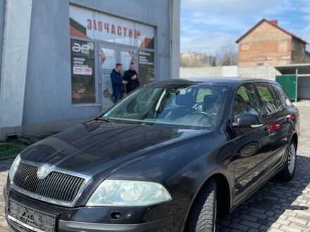 Черный Шкода Октавия, объемом двигателя 1.9 л и пробегом 300 тыс. км за 2550 $, фото 1 на Automoto.ua