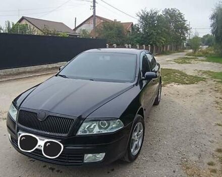 Чорний Шкода Октавія, об'ємом двигуна 1.6 л та пробігом 320 тис. км за 6000 $, фото 1 на Automoto.ua