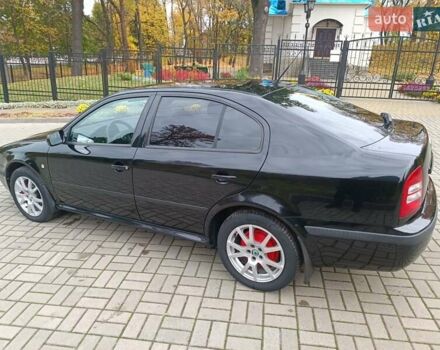 Черный Шкода Октавия, объемом двигателя 1.6 л и пробегом 300 тыс. км за 4600 $, фото 1 на Automoto.ua