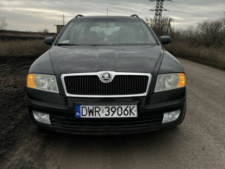 Черный Шкода Октавия, объемом двигателя 2 л и пробегом 2 тыс. км за 3800 $, фото 1 на Automoto.ua