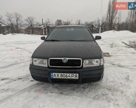 Черный Шкода Октавия, объемом двигателя 1.6 л и пробегом 274 тыс. км за 3950 $, фото 1 на Automoto.ua