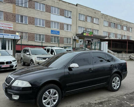Черный Шкода Октавия, объемом двигателя 1.6 л и пробегом 189 тыс. км за 6600 $, фото 1 на Automoto.ua