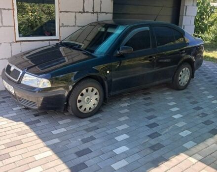 Черный Шкода Октавия, объемом двигателя 1.6 л и пробегом 481 тыс. км за 4300 $, фото 1 на Automoto.ua