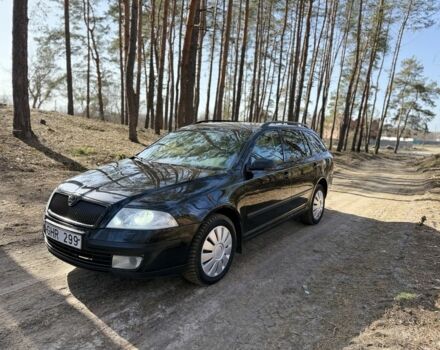 Черный Шкода Октавия, объемом двигателя 2 л и пробегом 200 тыс. км за 2850 $, фото 1 на Automoto.ua