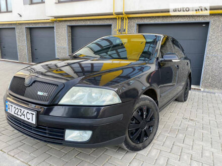 Черный Шкода Октавия, объемом двигателя 1.6 л и пробегом 326 тыс. км за 4200 $, фото 1 на Automoto.ua