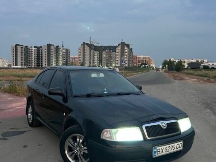 Черный Шкода Октавия, объемом двигателя 1.6 л и пробегом 253 тыс. км за 5300 $, фото 1 на Automoto.ua