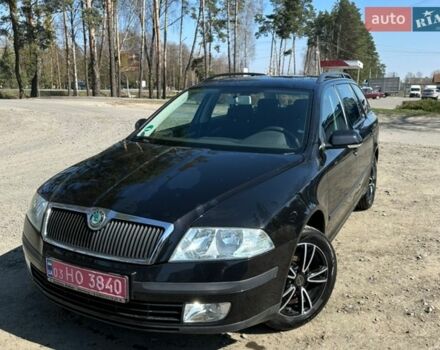 Черный Шкода Октавия, объемом двигателя 1.6 л и пробегом 197 тыс. км за 5350 $, фото 1 на Automoto.ua
