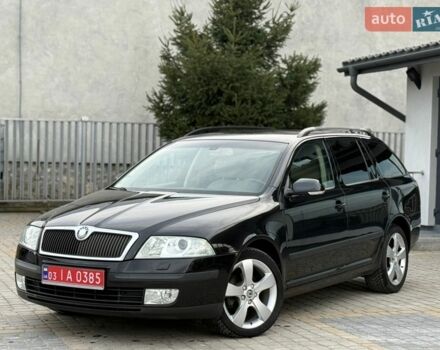 Черный Шкода Октавия, объемом двигателя 1.6 л и пробегом 219 тыс. км за 6450 $, фото 1 на Automoto.ua