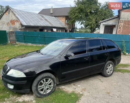 Черный Шкода Октавия, объемом двигателя 1.97 л и пробегом 305 тыс. км за 5600 $, фото 1 на Automoto.ua