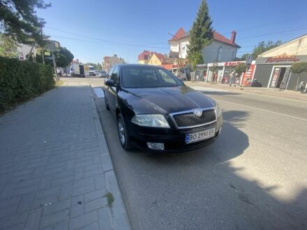 Черный Шкода Октавия, объемом двигателя 1.6 л и пробегом 360 тыс. км за 3750 $, фото 1 на Automoto.ua