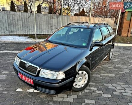 Черный Шкода Октавия, объемом двигателя 1.6 л и пробегом 156 тыс. км за 5799 $, фото 1 на Automoto.ua