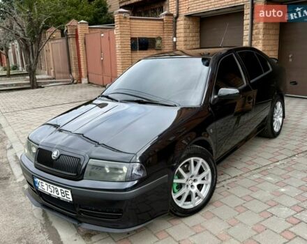 Черный Шкода Октавия, объемом двигателя 1.8 л и пробегом 255 тыс. км за 7100 $, фото 1 на Automoto.ua
