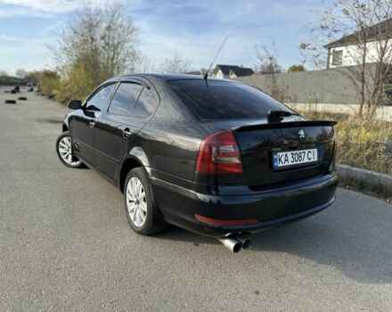 Черный Шкода Октавия, объемом двигателя 1.6 л и пробегом 260 тыс. км за 6800 $, фото 1 на Automoto.ua