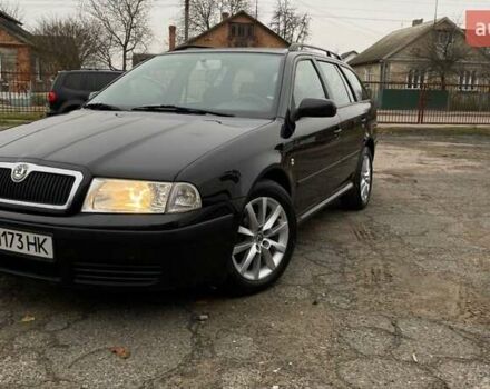 Черный Шкода Октавия, объемом двигателя 1.6 л и пробегом 206 тыс. км за 6300 $, фото 1 на Automoto.ua