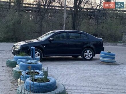 Черный Шкода Октавия, объемом двигателя 1.6 л и пробегом 282 тыс. км за 5000 $, фото 1 на Automoto.ua