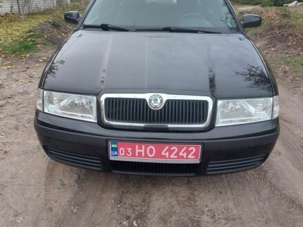 Черный Шкода Октавия, объемом двигателя 1.6 л и пробегом 260 тыс. км за 6200 $, фото 1 на Automoto.ua