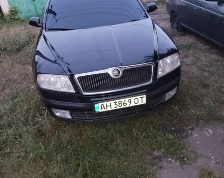 Черный Шкода Октавия, объемом двигателя 1.6 л и пробегом 210 тыс. км за 6300 $, фото 1 на Automoto.ua