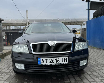 Черный Шкода Октавия, объемом двигателя 2 л и пробегом 330 тыс. км за 5800 $, фото 1 на Automoto.ua