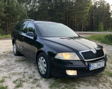 Черный Шкода Октавия, объемом двигателя 2 л и пробегом 300 тыс. км за 2650 $, фото 1 на Automoto.ua