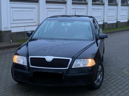 Черный Шкода Октавия, объемом двигателя 1.9 л и пробегом 300 тыс. км за 2800 $, фото 1 на Automoto.ua