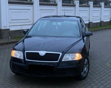 Черный Шкода Октавия, объемом двигателя 1.9 л и пробегом 300 тыс. км за 2800 $, фото 1 на Automoto.ua