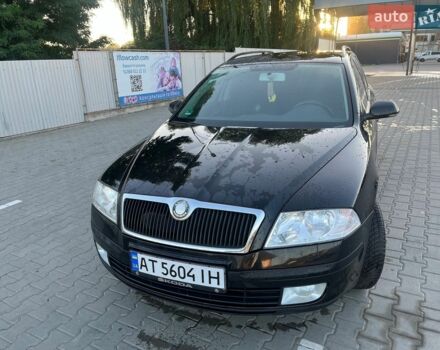 Черный Шкода Октавия, объемом двигателя 1.6 л и пробегом 221 тыс. км за 6400 $, фото 1 на Automoto.ua