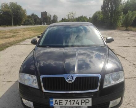 Черный Шкода Октавия, объемом двигателя 1.6 л и пробегом 212 тыс. км за 5700 $, фото 1 на Automoto.ua