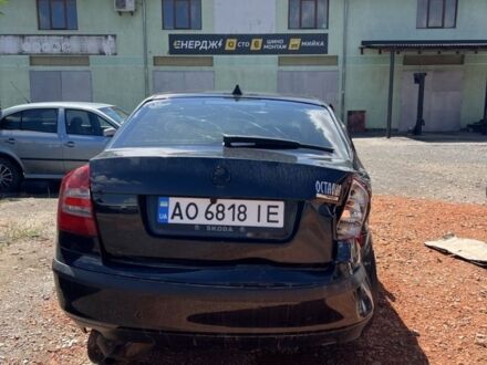 Чорний Шкода Октавія, об'ємом двигуна 1.6 л та пробігом 300 тис. км за 2000 $, фото 1 на Automoto.ua